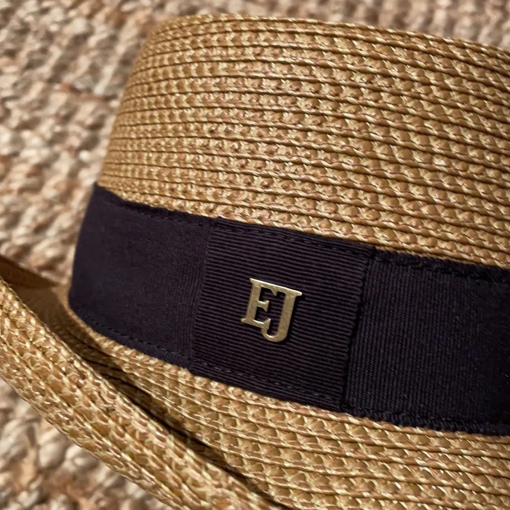 Eric Javits
Squishee™ Classic Fedora - Picture 8 of 15